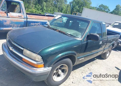 2003 Chevrolet S-10 Ls из США, поврежденный, VIN 1GCCS19X438175967